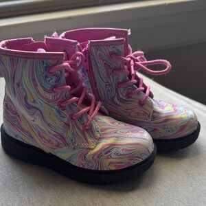 Skechers Kids Pink Multicolor Marble Lace-Up Boots